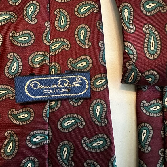 Oscar De La Renta Two Vintage Ties - Picture 10 of 10